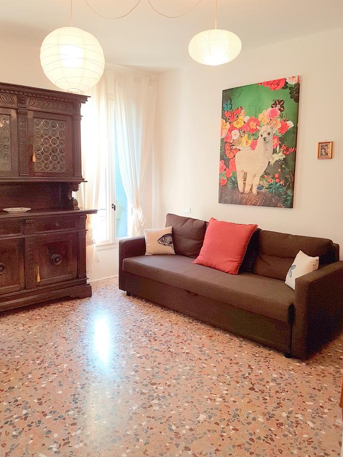 Appartement Biennale Giardini à Venise Extérieur photo